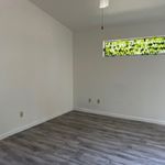 Rent 2 bedroom apartment of 119 m² in Sacramento