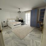 Rent 3 bedroom house of 340 m² in Marbella