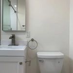 Rent 3 bedroom apartment of 94 m² in Encino