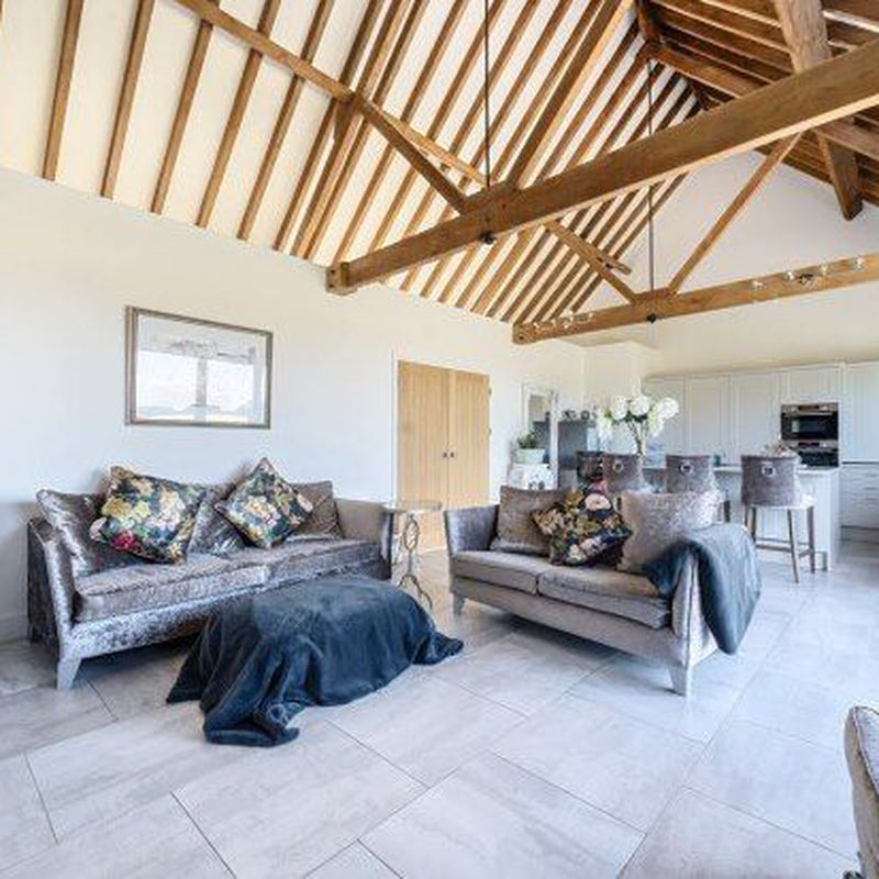 Barn conversion to rent in Little Laver, Ongar CM5