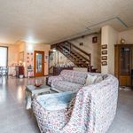 Rent 5 bedroom house of 198 m² in Sorbolo Mezzani