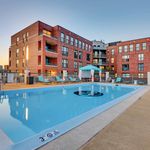 Rent 1 bedroom apartment of 567 m² in Evanston