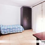 Rent a room of 65 m² in Sevilla