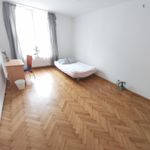 Rent 3 bedroom house in Kraków
