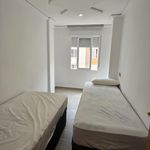 Rent 3 bedroom apartment of 86 m² in Elche