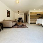 Rent 2 bedroom apartment in Saint-Cyr-sur-Mer
