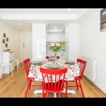 Rent 2 bedroom apartment of 74 m² in Vila Nova de Gaia