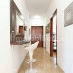Affitto 2 camera appartamento di 120 m² in Lecce