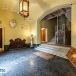 Rent 2 bedroom apartment of 76 m² in Genoa