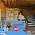 Rent 5 bedroom house of 150 m² in Pescaglia