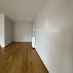 Ενοικίαση 4 υπνοδωμάτιο σπίτι από 26000 m² σε Voula