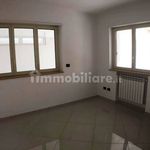 Rent 3 bedroom apartment of 90 m² in Barletta