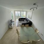 Rent 4 bedroom apartment of 200 m² in Puerto Banús