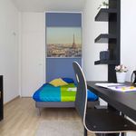 Rent a room of 111 m² in Milan