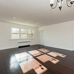 Rent 3 bedroom apartment of 139 m² in New York City