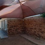 Rent 4 bedroom house of 334 m² in Polokwane