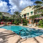 Rent 2 bedroom apartment of 1118 m² in West Palm Beach