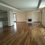 Rent 4 bedroom house of 320 m² in Penteli