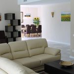 Rent 5 bedroom house of 571 m² in Puerto Banús