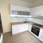 Rent 3 bedroom apartment of 58 m² in Debrecen