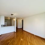 Rent 1 bedroom apartment of 706 m² in Chicago