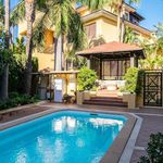 Rent 3 bedroom house of 294 m² in Marbella