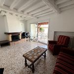 Rent 5 bedroom house of 110 m² in Bellegarde-en-Forez