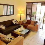 Rent 2 bedroom apartment of 83 m² in Johannesburg
