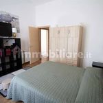 Rent 2 bedroom apartment of 60 m² in Syracuse