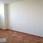 Rent 6 bedroom house of 280 m² in Roma
