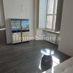 Affitto 5 camera appartamento di 180 m² in Ascoli Piceno
