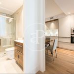 Alquilo 3 dormitorio apartamento de 140 m² en Madrid