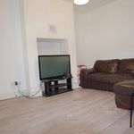 Rent 6 bedroom house in Newcastle under Lyme