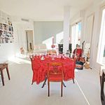 Affitto 3 camera casa di 136 m² in Bergamo