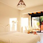 Rent 3 bedroom apartment of 170 m² in Marbella