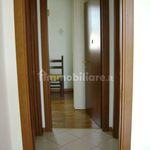 Affitto 3 camera appartamento di 77 m² in Trevignano