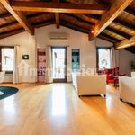 Affitto 5 camera appartamento di 309 m² in Bologna
