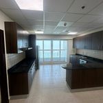 Rent 4 bedroom apartment of 298 m² in Dubai