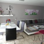 Pronajměte si 3 ložnic/e byt o rozloze 93 m² v Stráž nad Ohří
