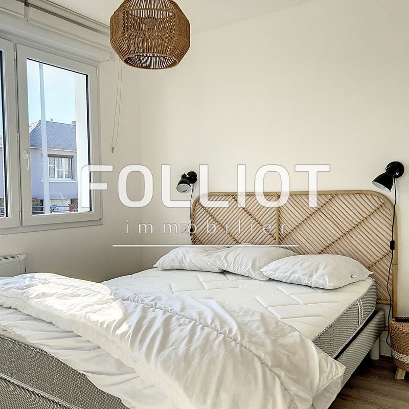 A LOUER Appartement meublé "bail étudiant 9 mois" Donville Les Bains 2 pièce(s) 30 m2