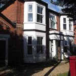 Rent 8 bedroom house in Reading
