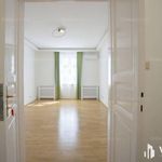 Rent 4 bedroom apartment of 96 m² in Gyor