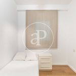 Rent 3 bedroom apartment of 154 m² in Barcelona