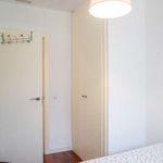 Rent a room of 94 m² in Madrid