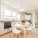 Rent 1 bedroom apartment of 87 m² in madrid
