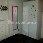 Affitto 2 camera casa di 45 m² in Piacenza