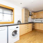 Rent 2 bedroom flat in Kirkintilloch
