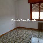 Affitto 5 camera appartamento di 110 m² in Marsala