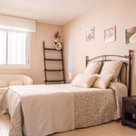 Rent a room of 105 m² in Paterna