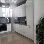 Rent 2 bedroom apartment of 82 m² in Split